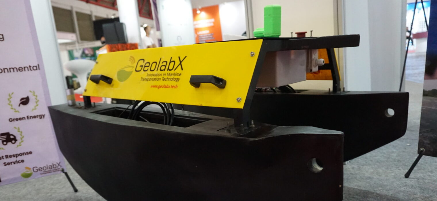 GeoLabX Develops Eco-Friendly Unmanned Boat